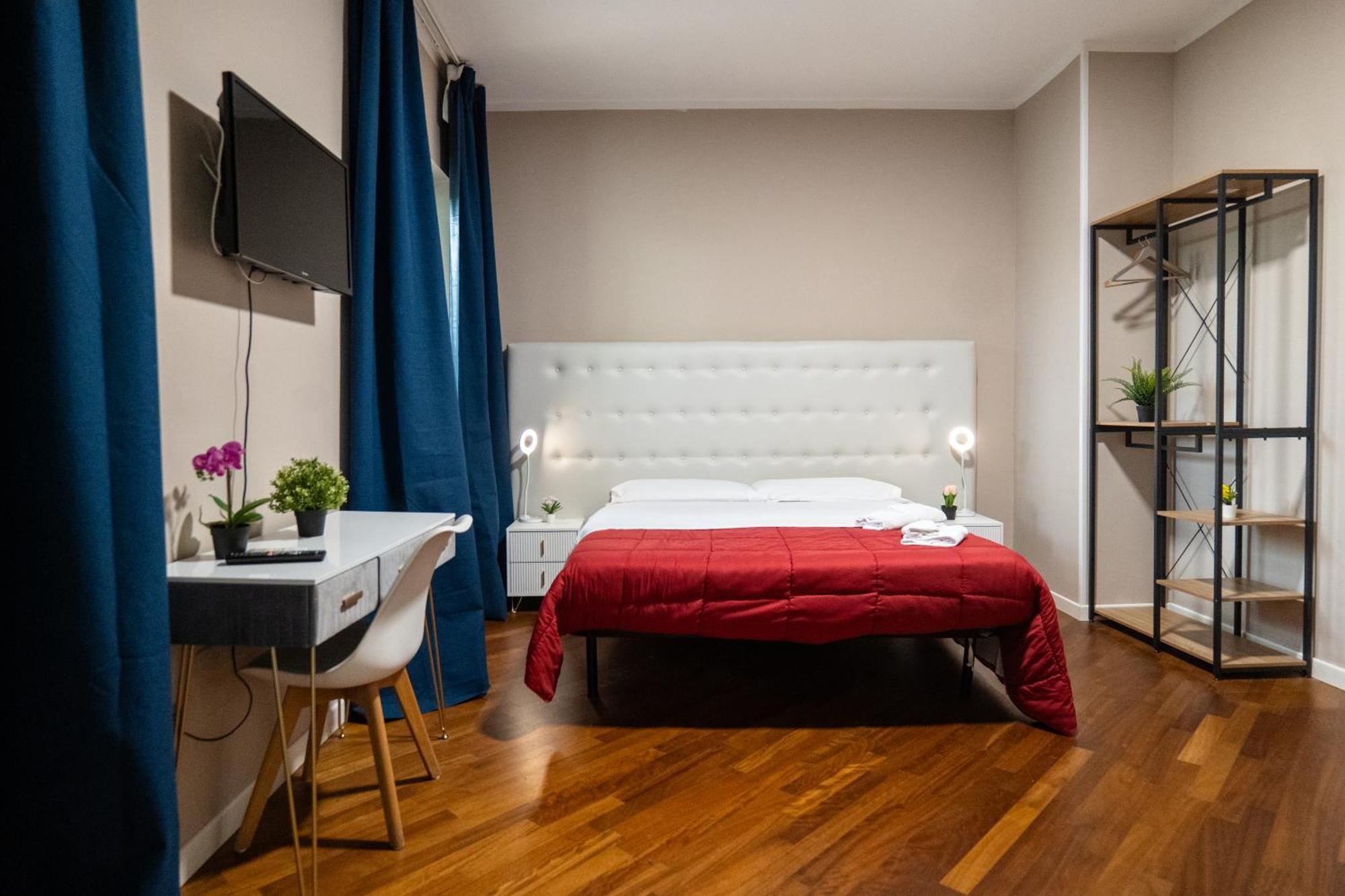 Dalmazia 33 Hotel ซาแลร์โน ภายนอก รูปภาพ