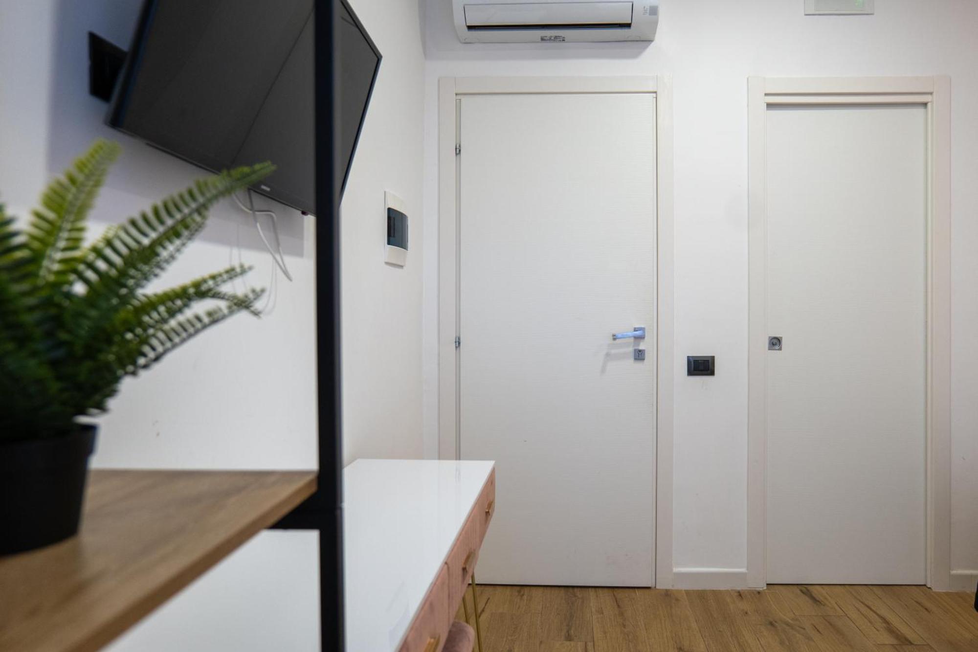 Dalmazia 33 Hotel ซาแลร์โน ภายนอก รูปภาพ