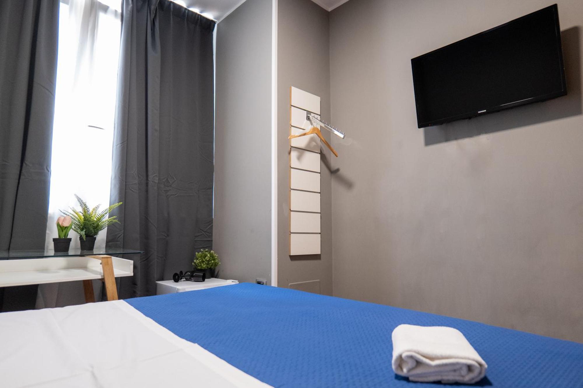 Dalmazia 33 Hotel ซาแลร์โน ภายนอก รูปภาพ