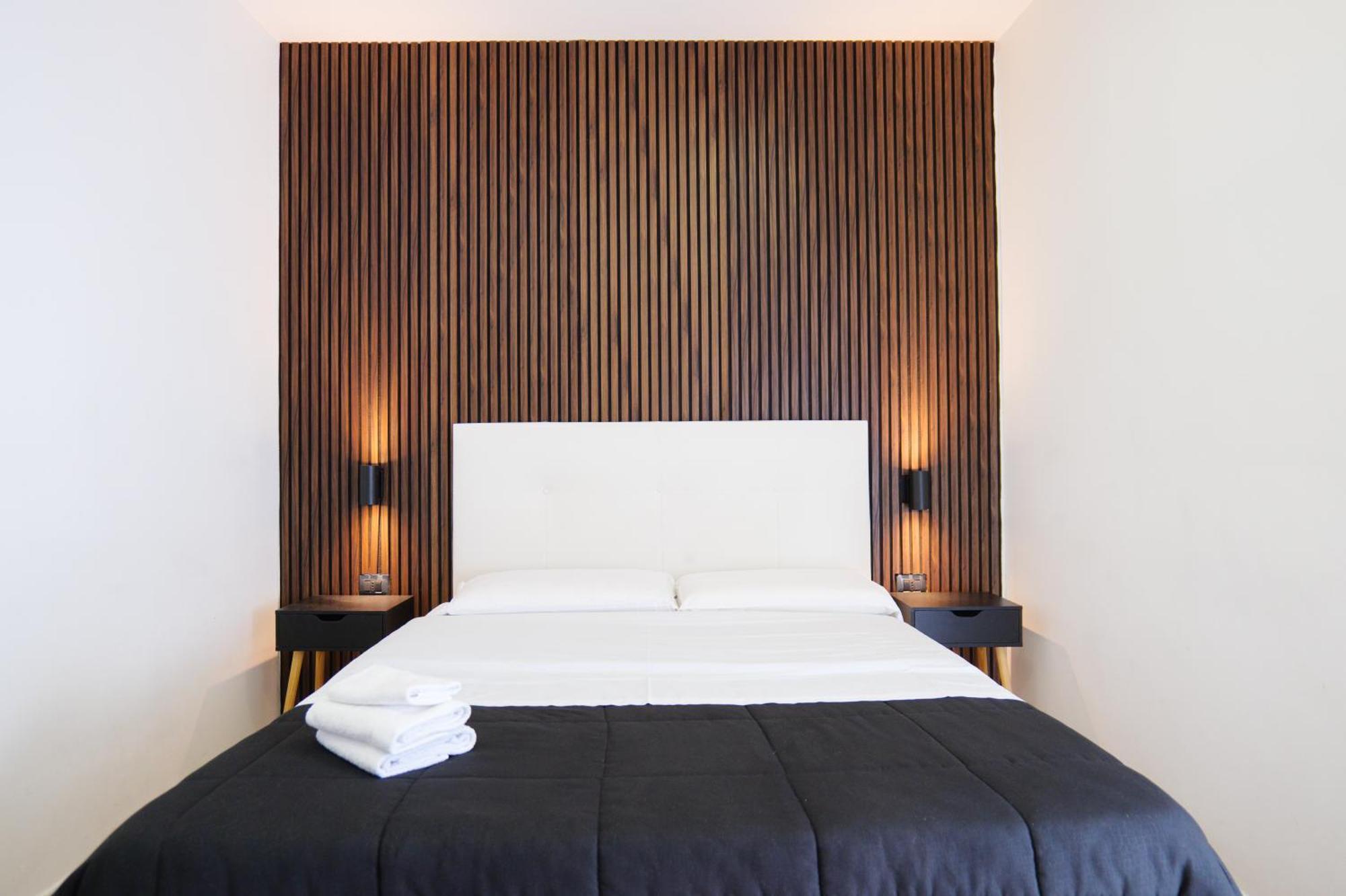 Dalmazia 33 Hotel ซาแลร์โน ภายนอก รูปภาพ